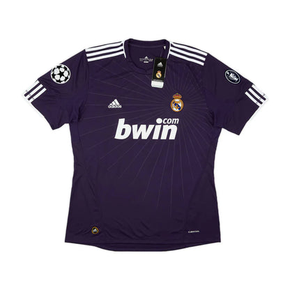 Camiseta de la tercera equipación del Real Madrid 2010-11