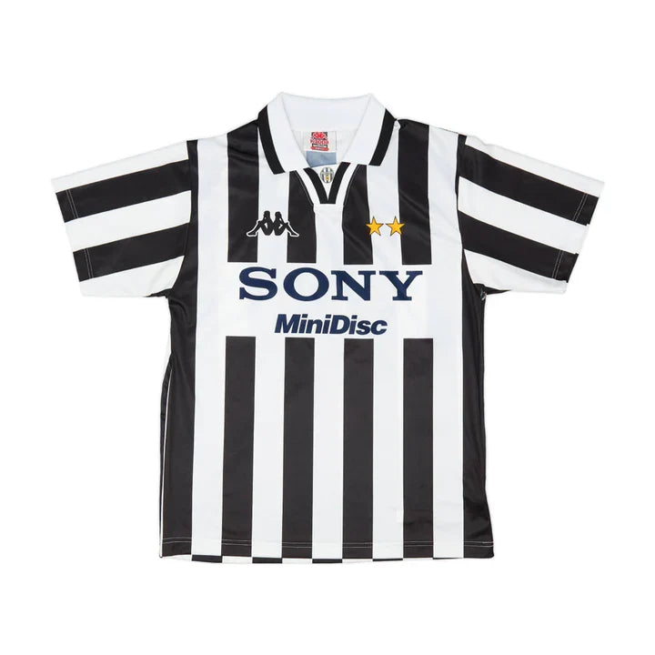 2015-16 Juventus FC Home Kit