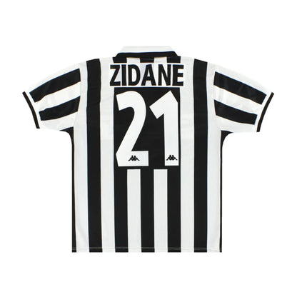 2015-16 Juventus FC Home Kit
