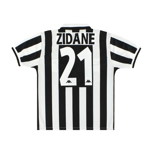 2015-16 Juventus FC Home Kit