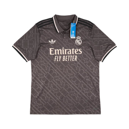 Camiseta de la tercera equipación del Real Madrid CF 2024-25
